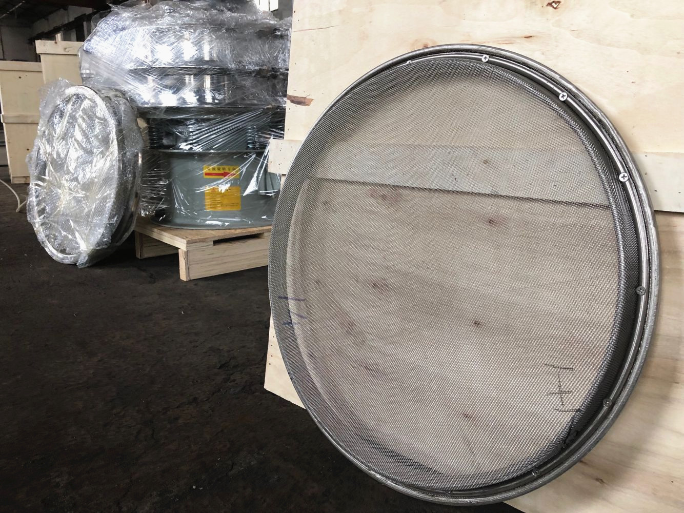 影響振動篩網破損的因素有哪些?